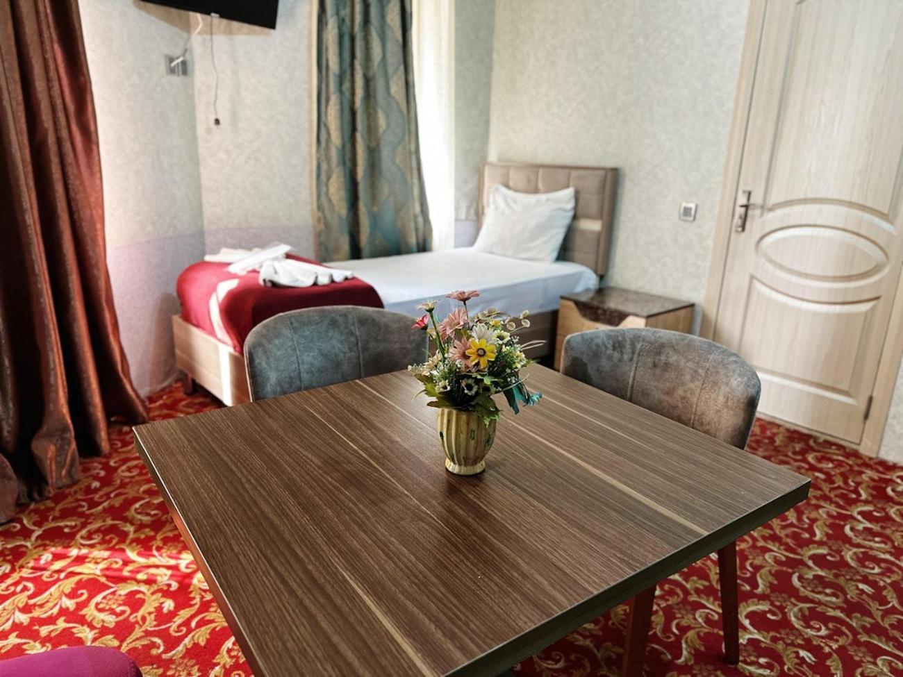 Avi Hotel Baku Zewnętrze zdjęcie