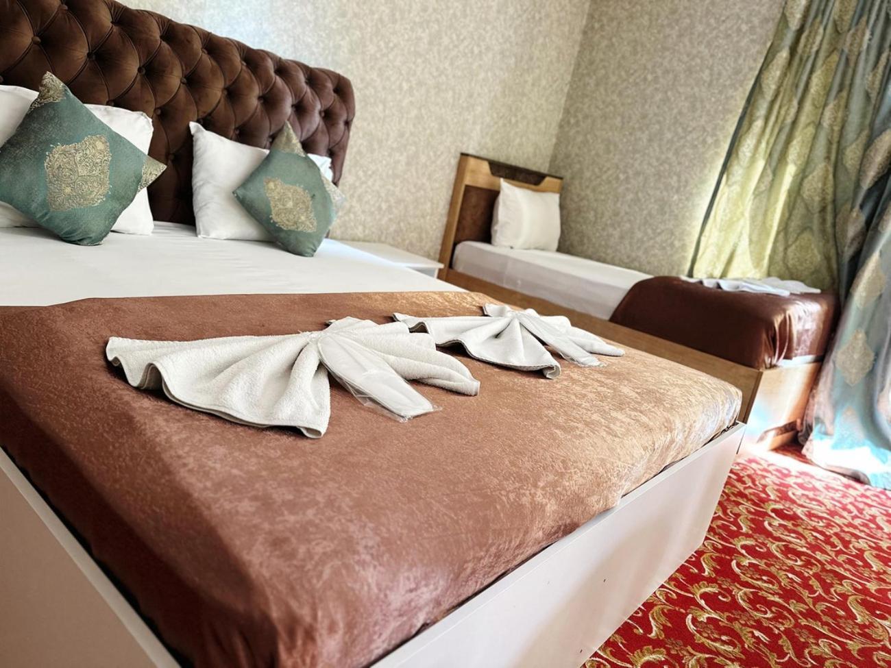 Avi Hotel Baku Zewnętrze zdjęcie