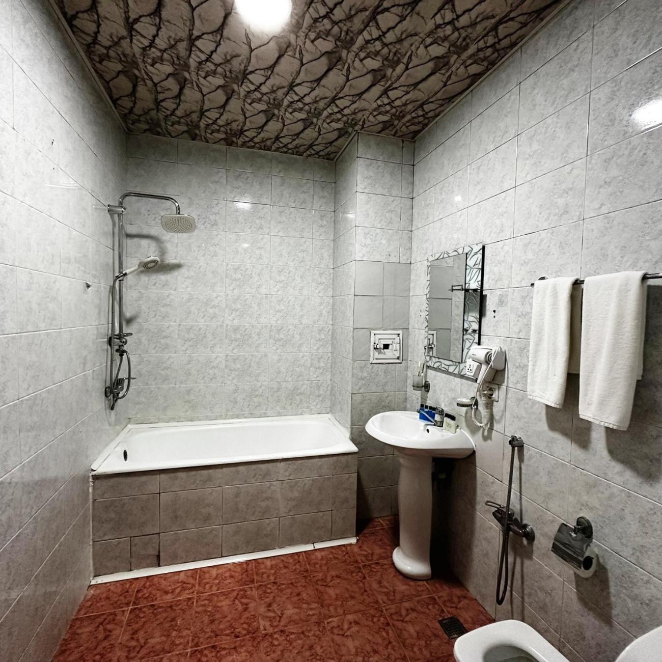 Avi Hotel Baku Zewnętrze zdjęcie