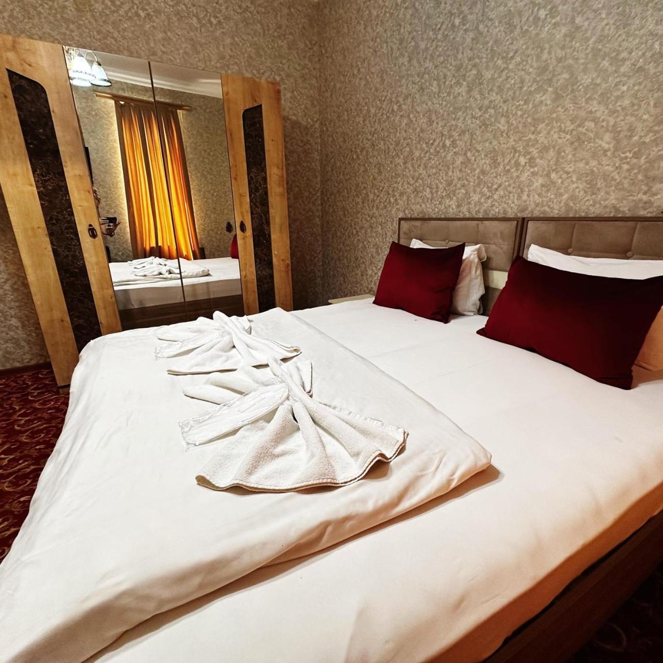 Avi Hotel Baku Zewnętrze zdjęcie