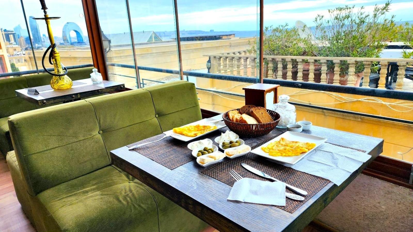 Avi Hotel Baku Zewnętrze zdjęcie